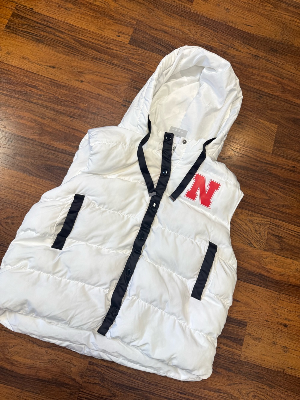 Nebraska White Hooded Puffer Vest with Red Chest 'N' Accent